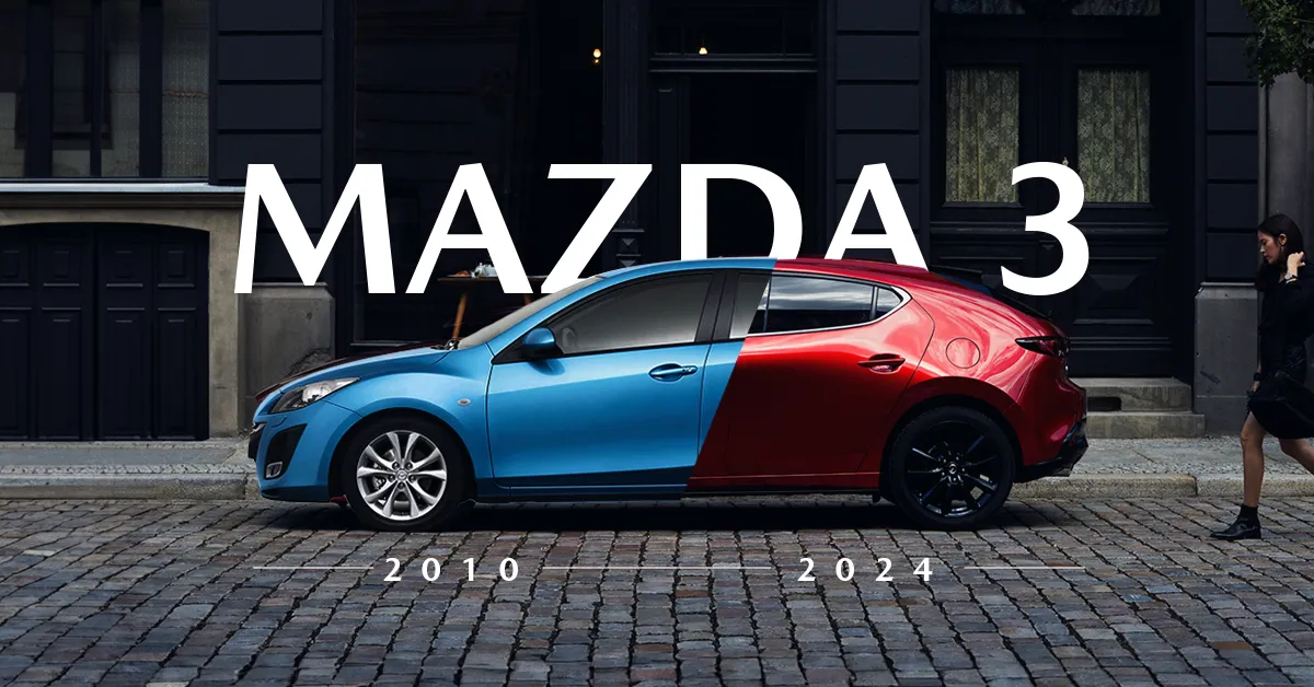 Mazda pintado de dos colores; azul y rojo.